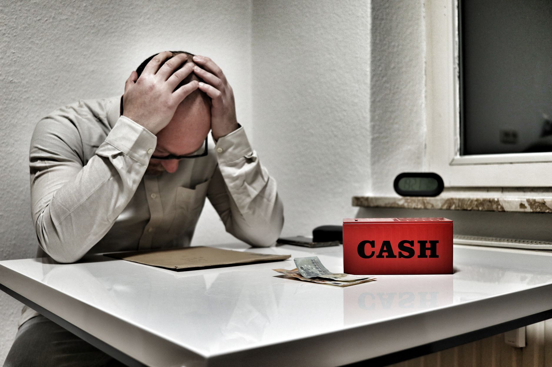 Estrés Económico y Ansiedad: Cuando el Dinero Ocupa la Mente